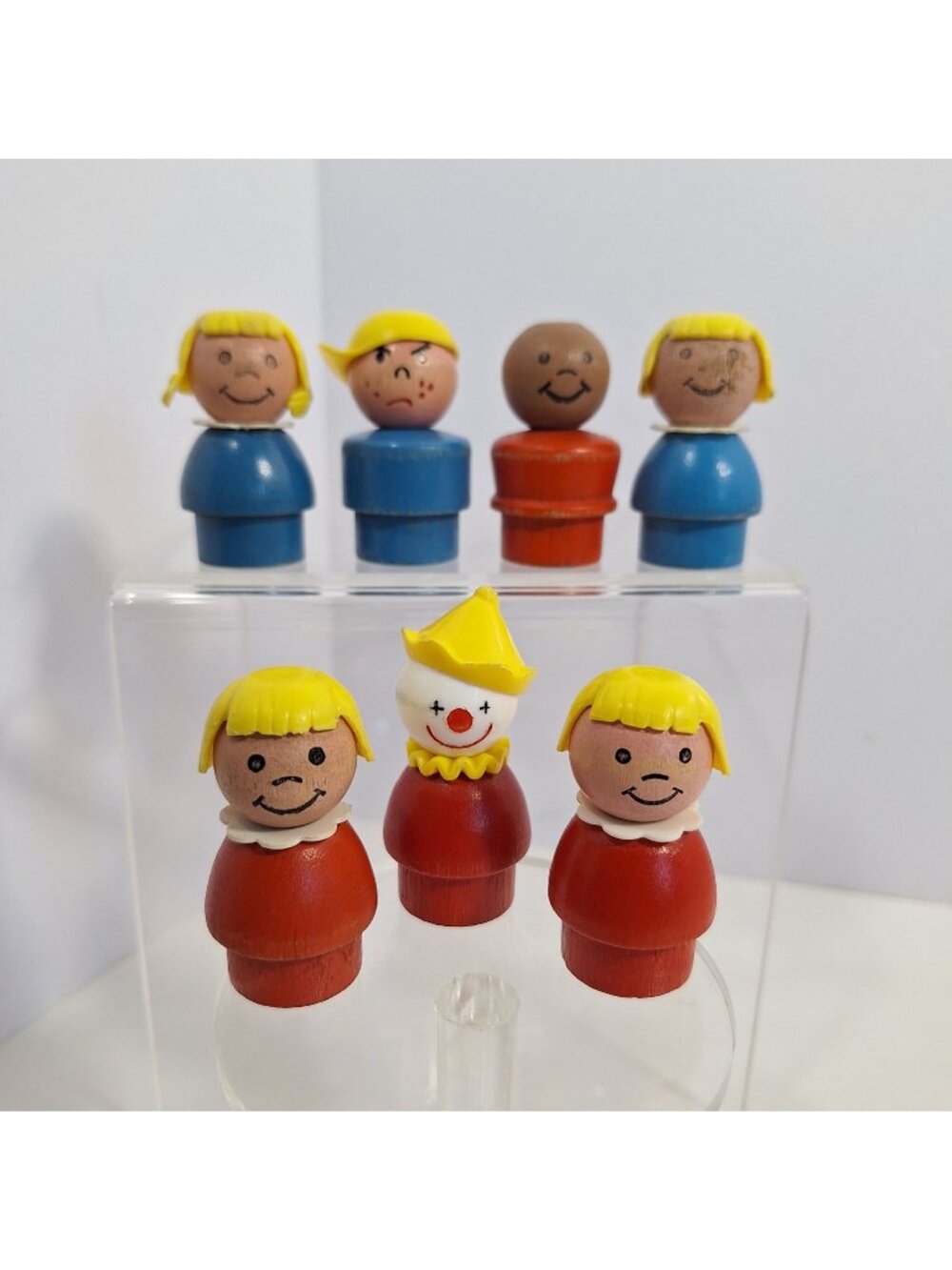 Wooden Little People Figure Lot Red Blue Yellow Smiling Faces Vintage - Picture 1 of 14